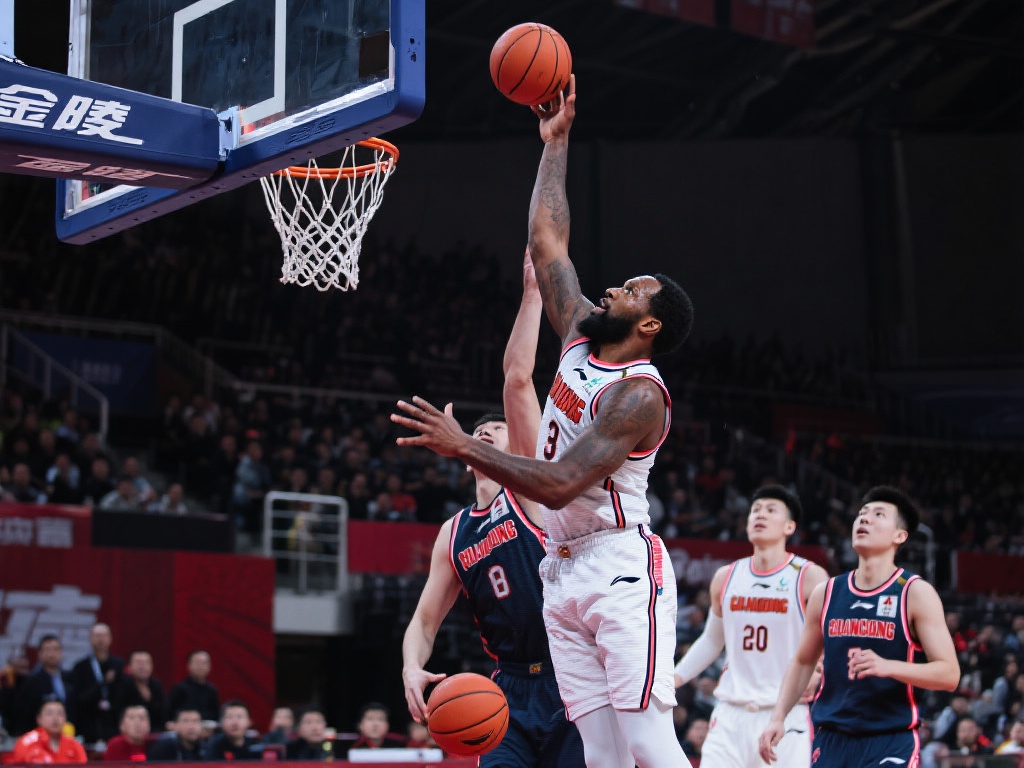 莫兰德:若无需挡拆防守后卫,我也能称霸盖帽榜! 以本赛季对阵广东男篮的一场比赛为例,莫兰